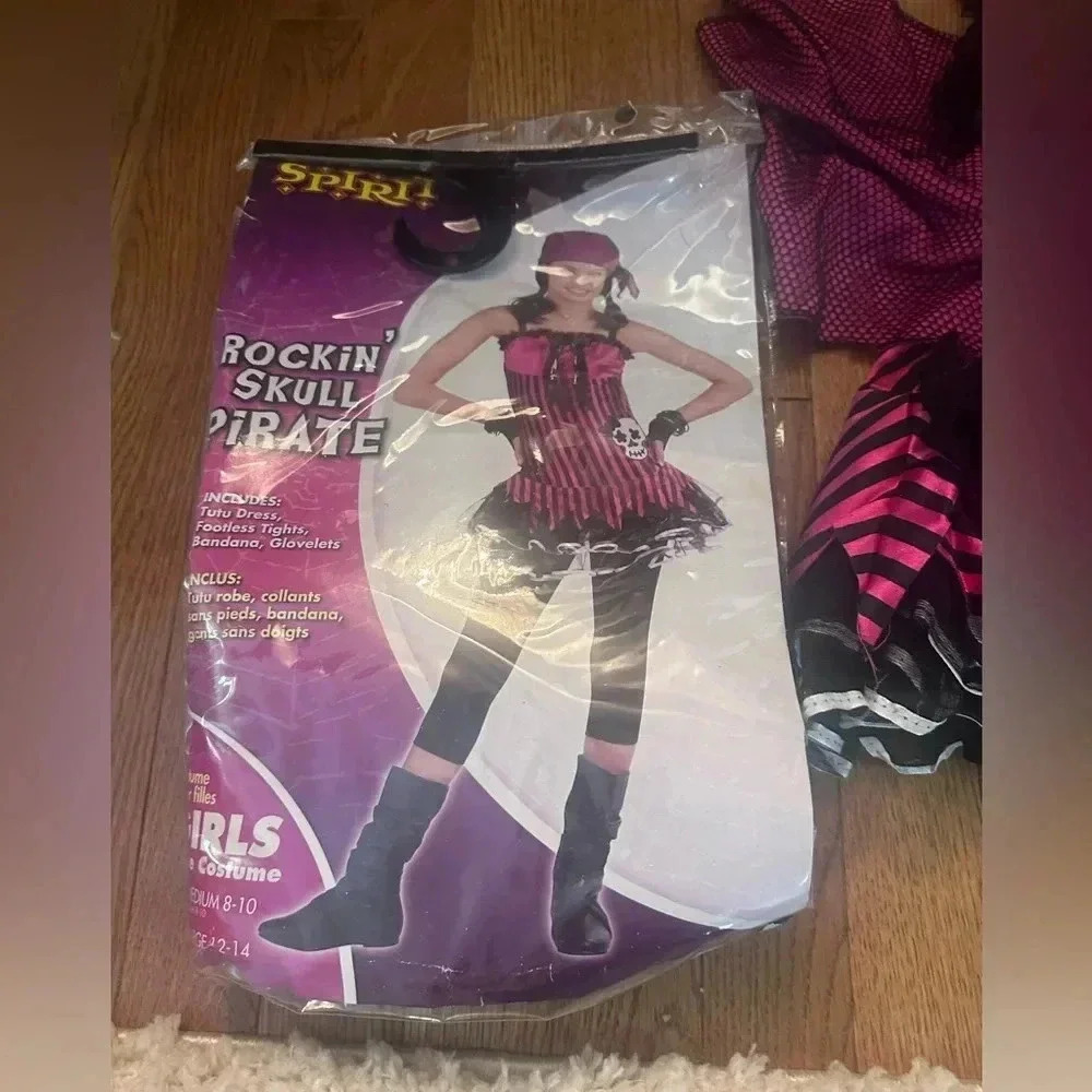 Pirate Girl's Costume